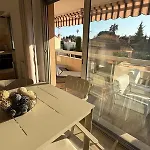 Nouveau ! A 200m Des Plages Grand Baigne De Lumiere, Tres Grande Terrasse Confort Апартаменты