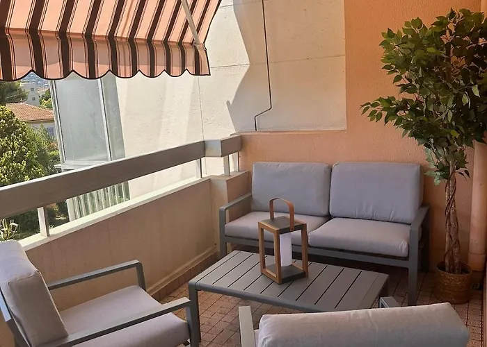 Appartamento A 200m Des Plages Grand Ouvrant Sur Très Large Terrasse Juan-les-Pins